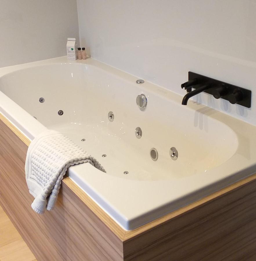 Hotel B - Boskapelhoeve Buggenhout